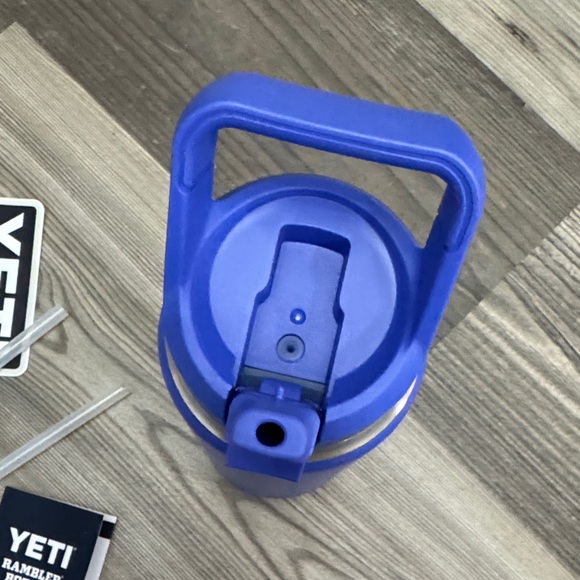 YETI Blue Rambler Bottle with Handle from Poshfest‎ 2025 - Picture 7 of 7